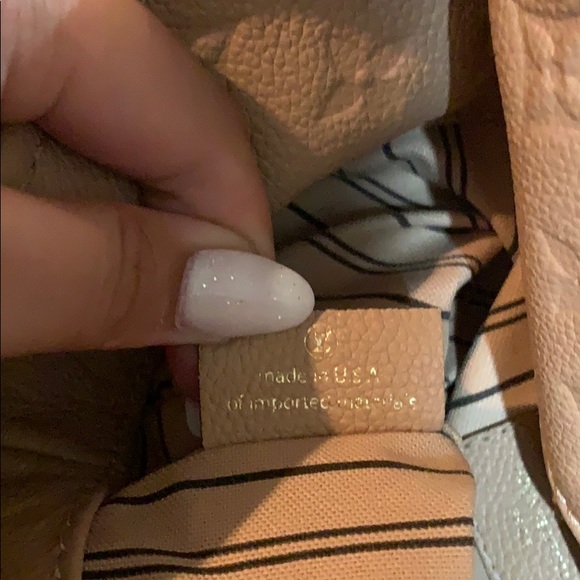 Authentic Louis Vuitton Artsy MM - Picture 6 of 13